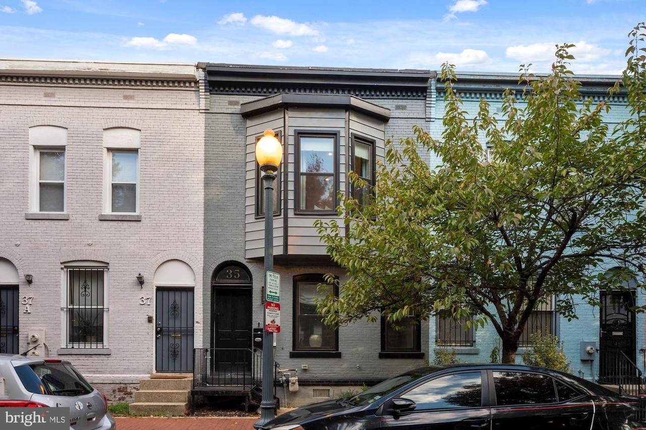 35 Bates Street - Photo 1