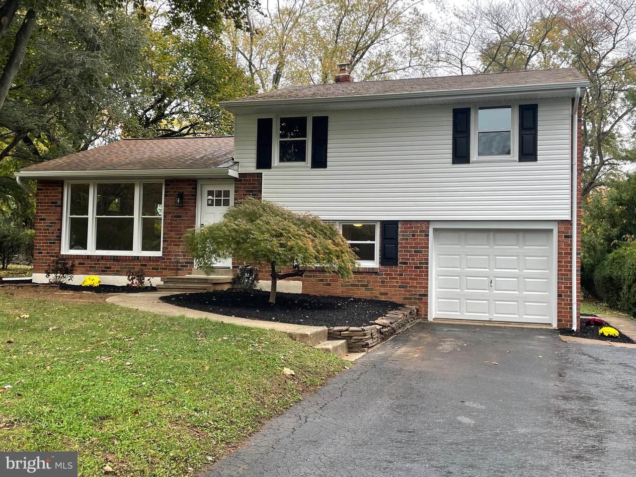 217 Pennell Road - Photo 1