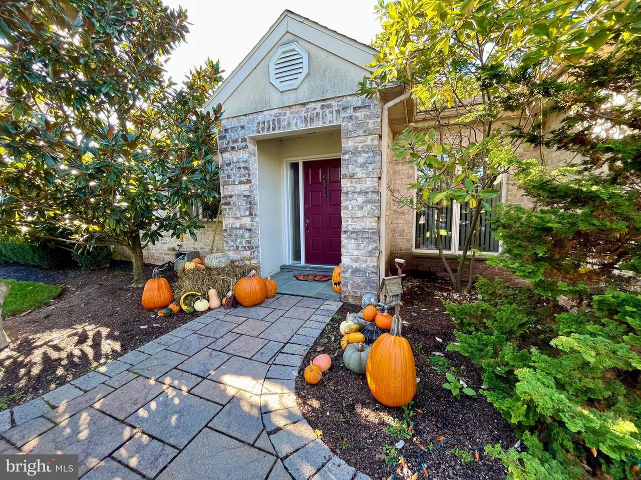12 Jefferson Place - Photo 1