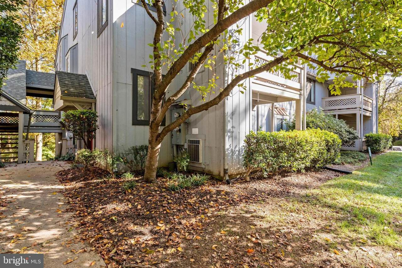 25 Windbrooke Circle - Photo 1