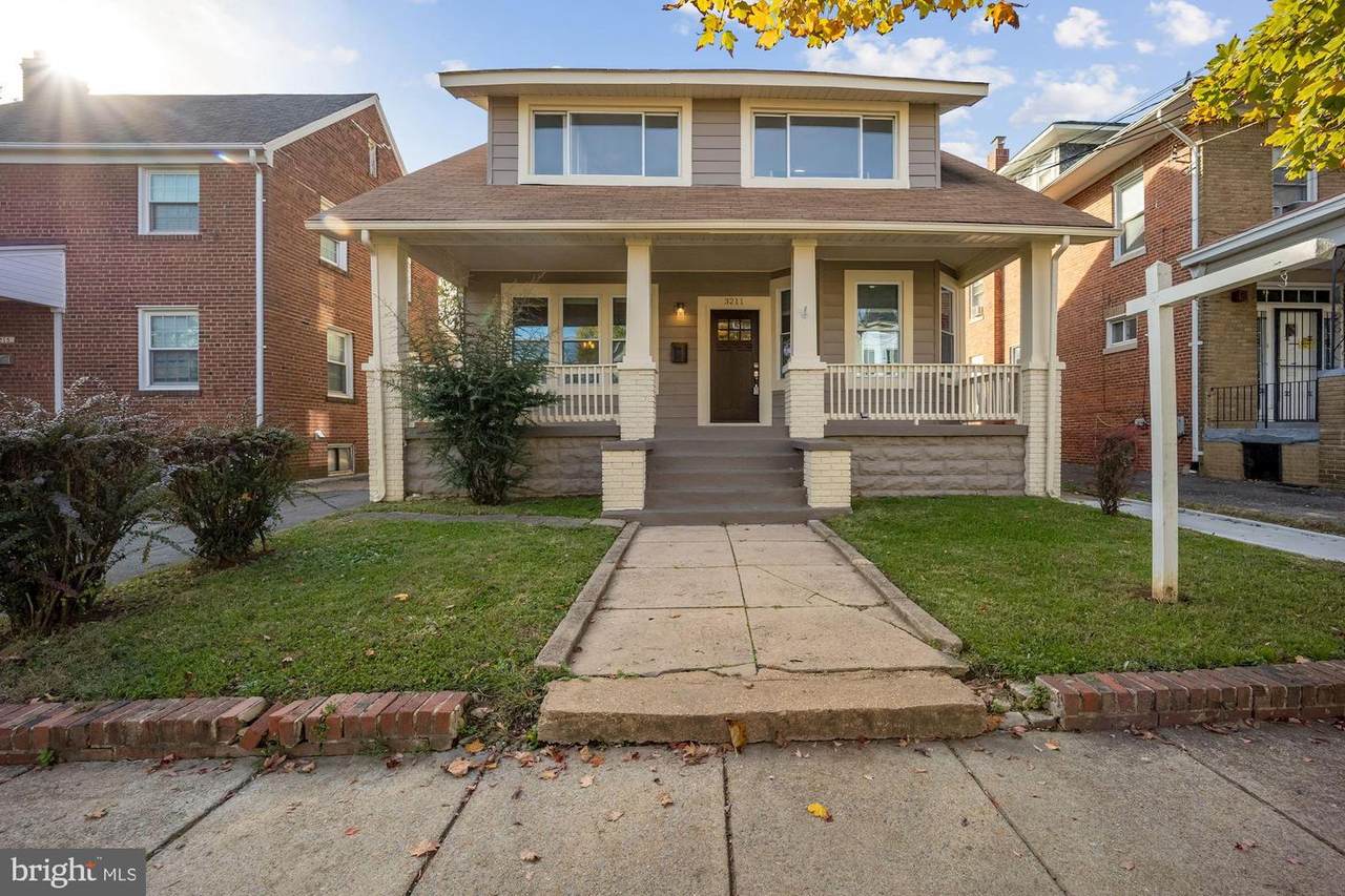 3211 5TH Street - Photo 1