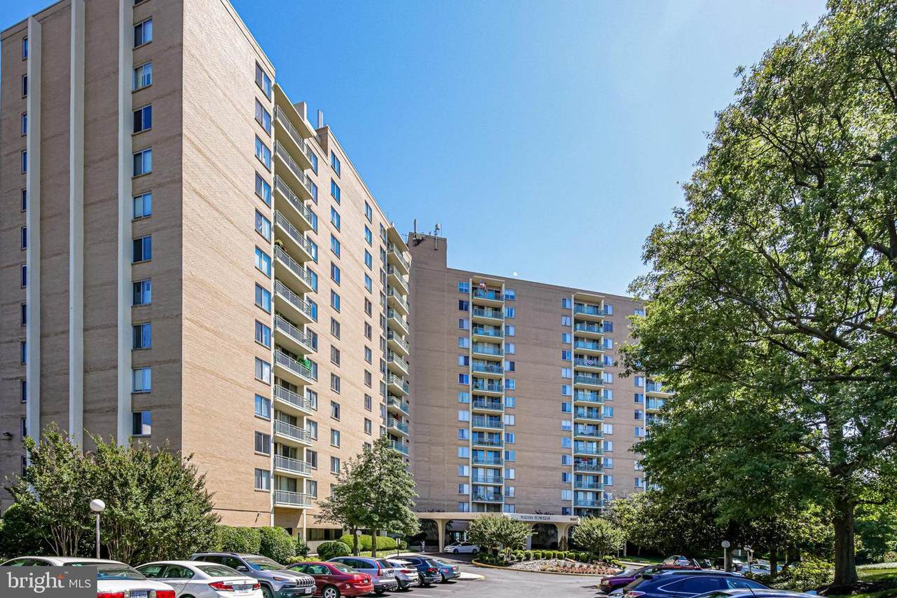 501 Slaters Lane - Photo 1