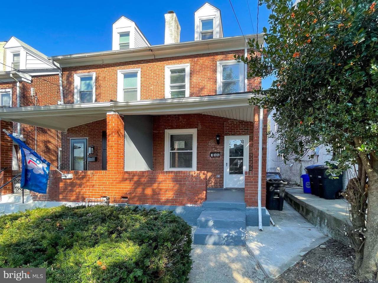 156 7TH Avenue - Photo 1