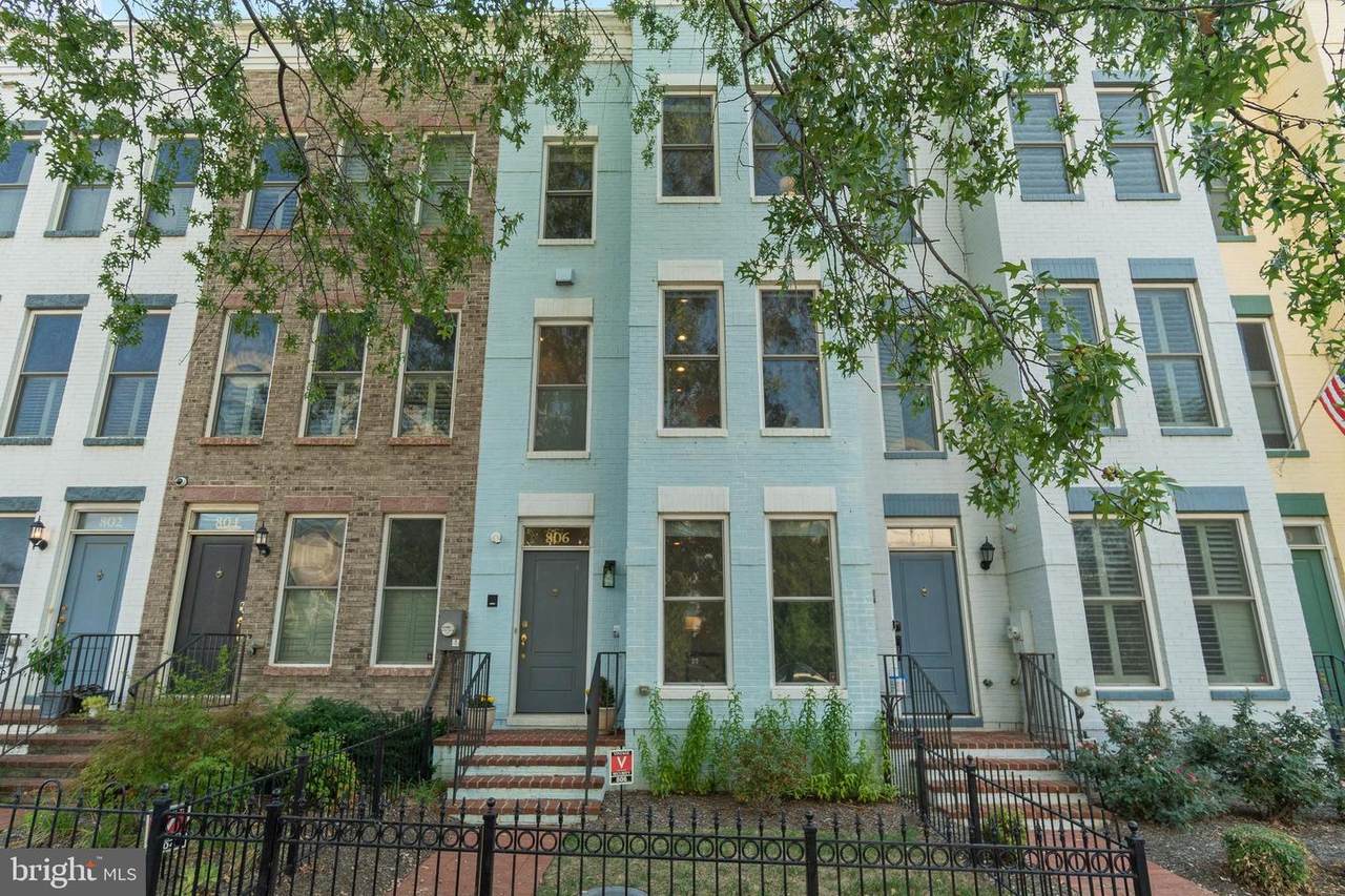 806 3RD Street - Photo 1