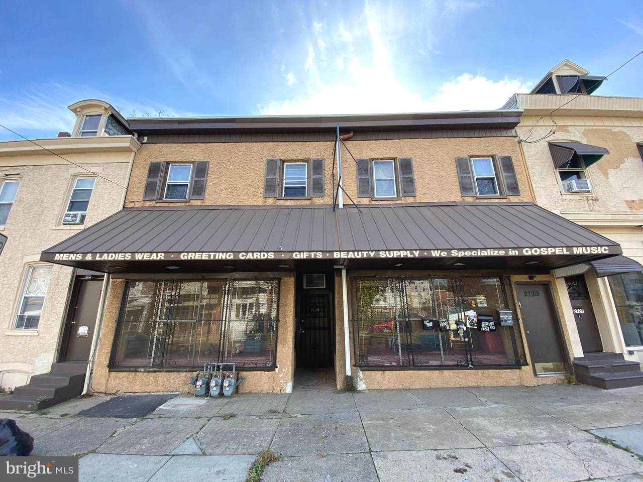 2723-2735 3RD Street - Photo 1