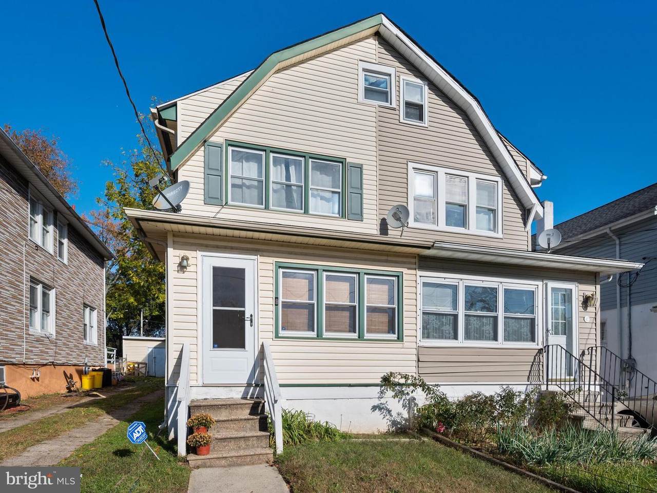 44 Rockhill Avenue - Photo 1