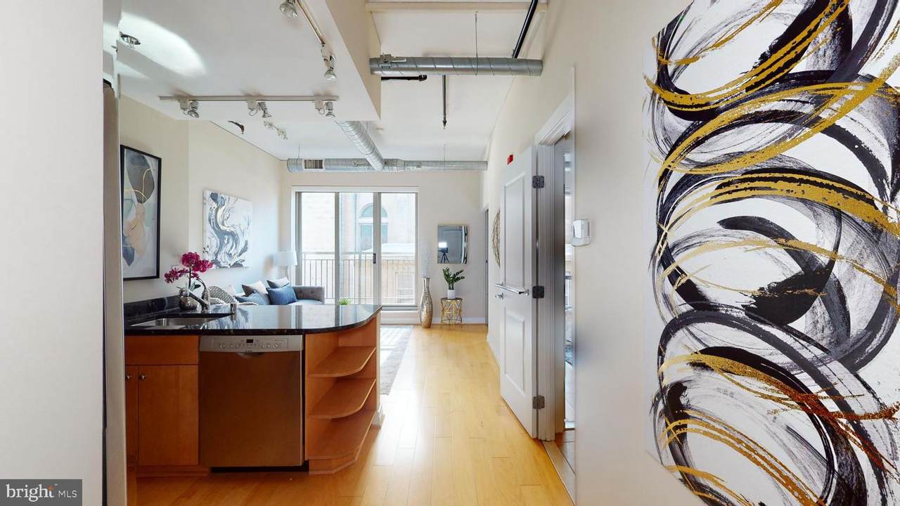 301 Massachusetts Avenue - Photo 1