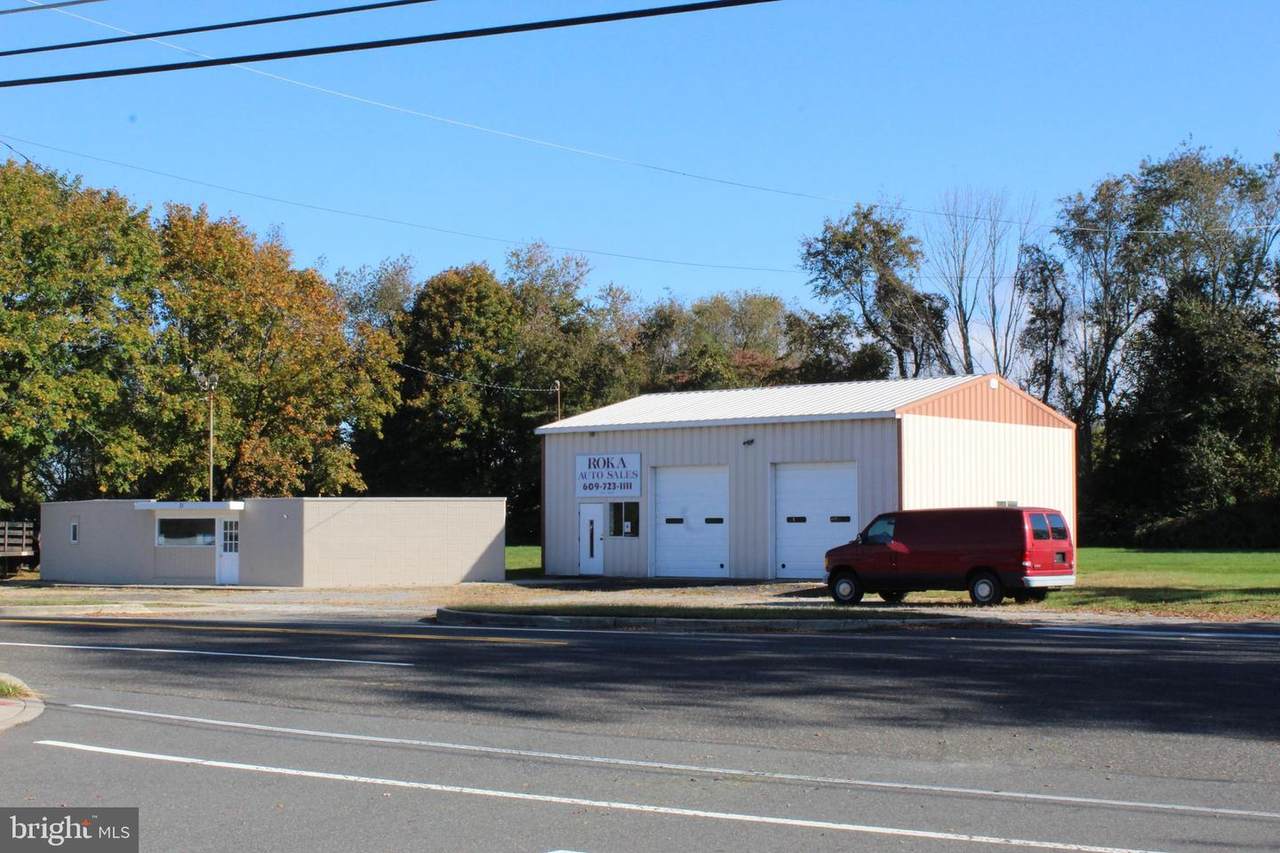 31 Wrightstown Georgetown Road - Photo 1
