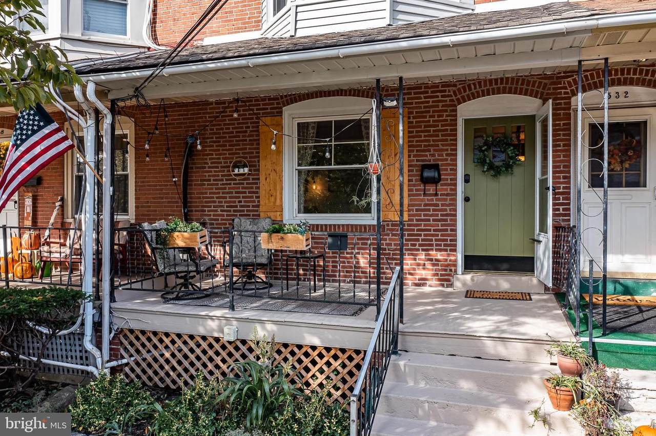 530 Chestnut Street - Photo 1