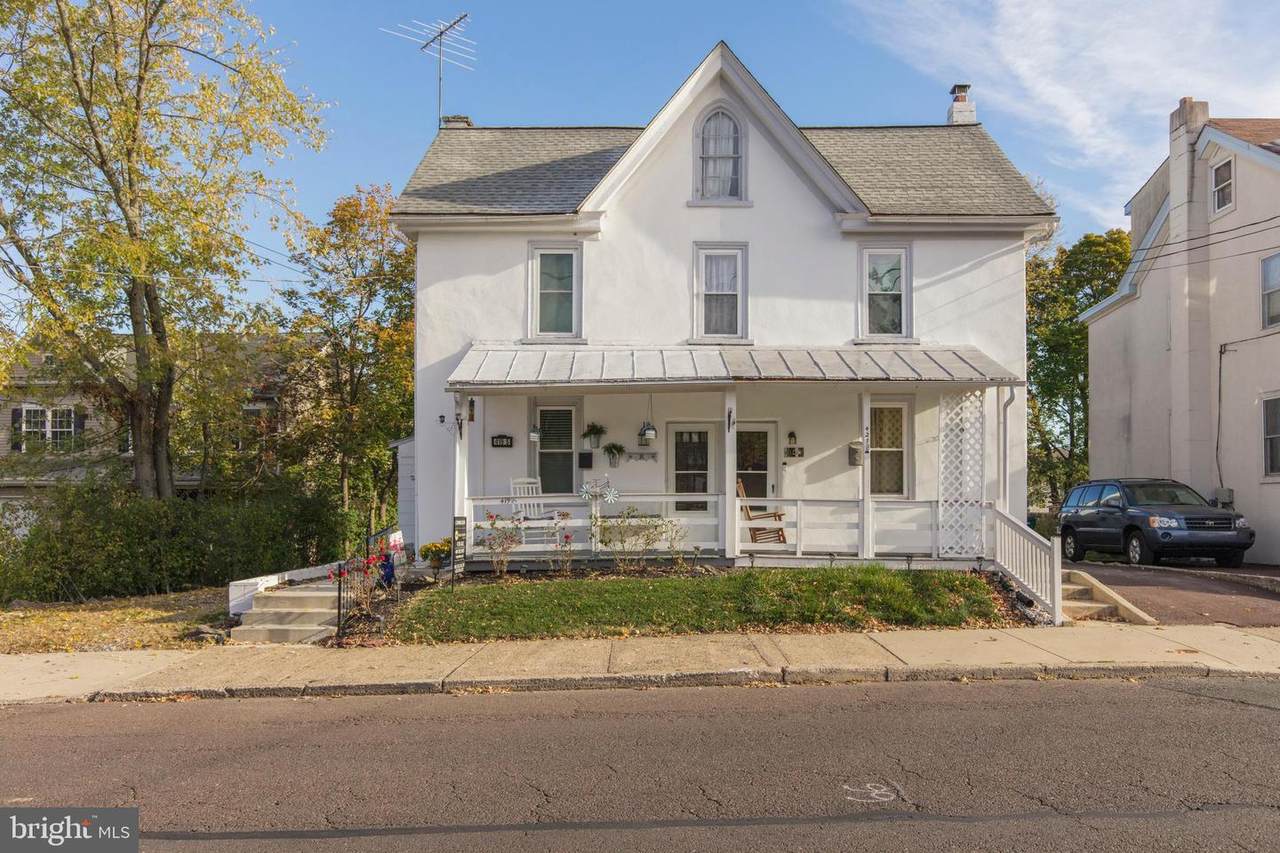 419 Main Street - Photo 1