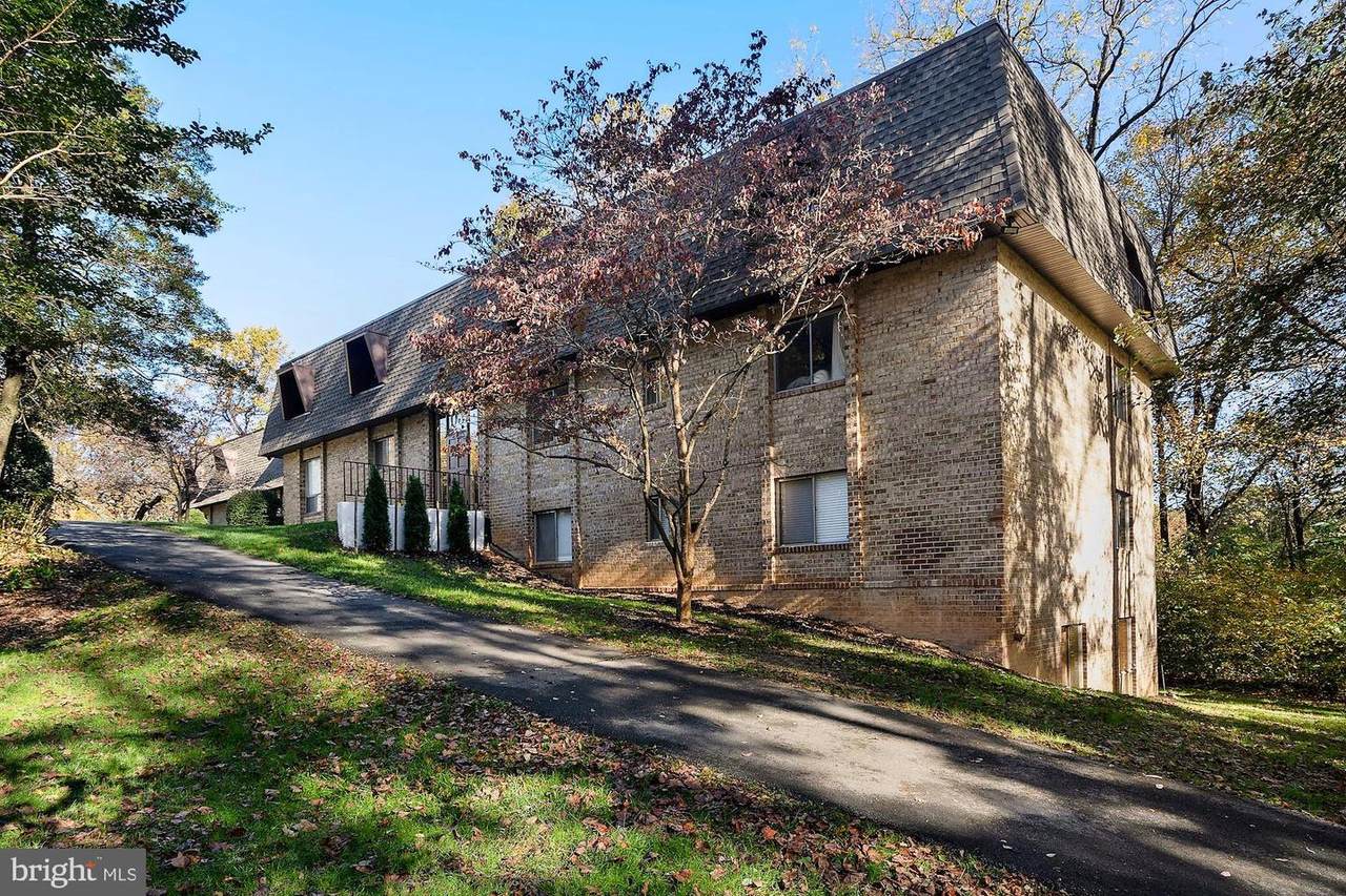 11603 Vantage Hill Road - Photo 1
