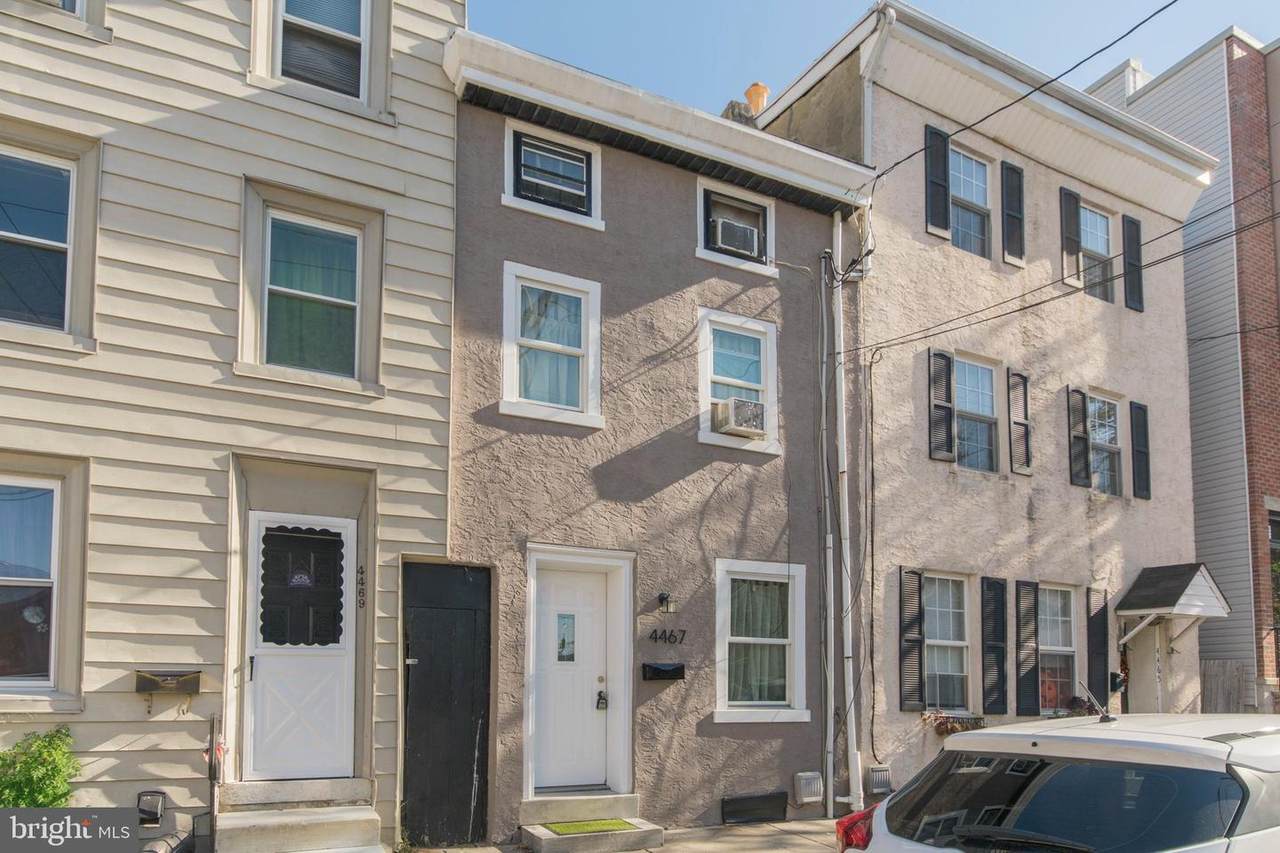 4467 Silverwood Street - Photo 1