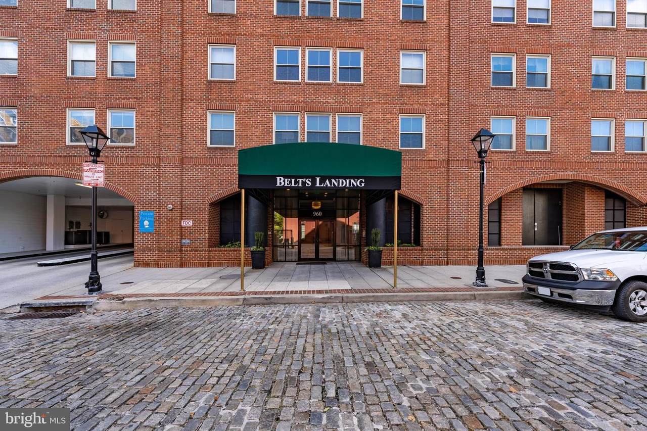 960 Fell Street - Photo 1