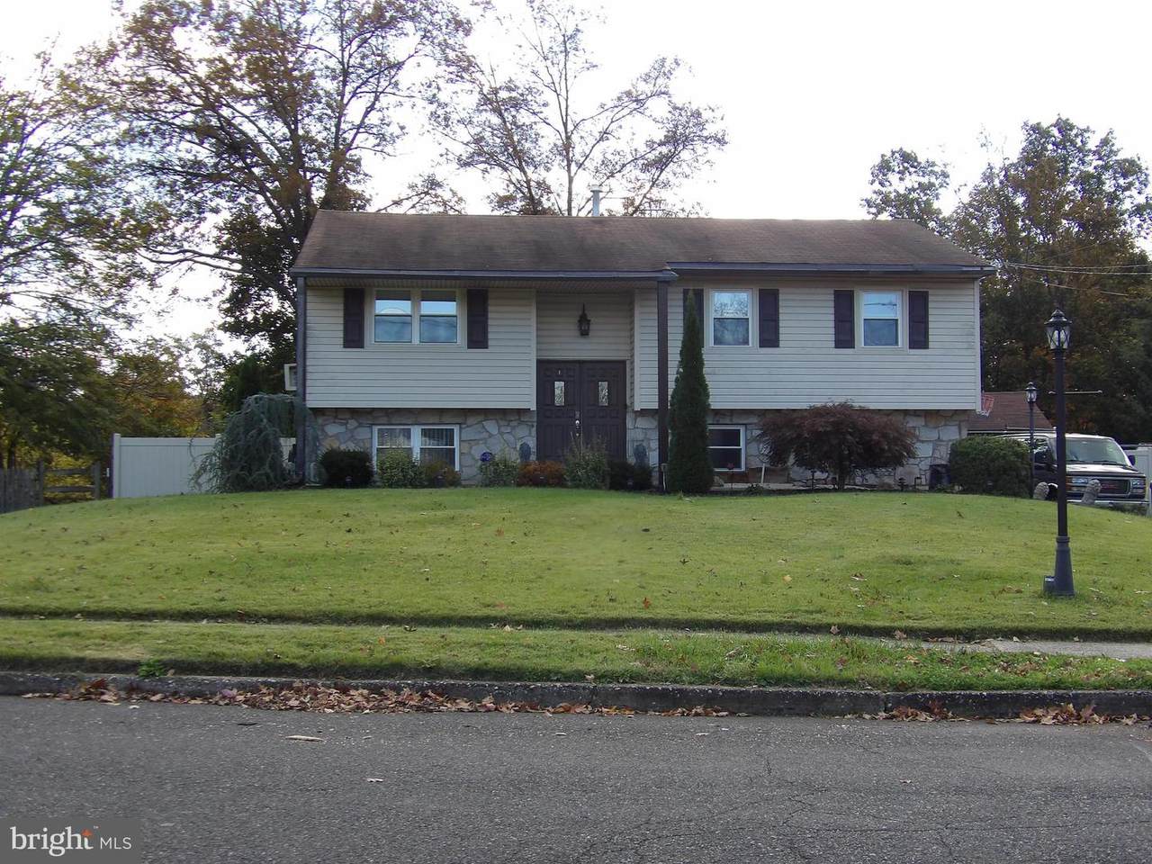 164 Midland Avenue - Photo 1