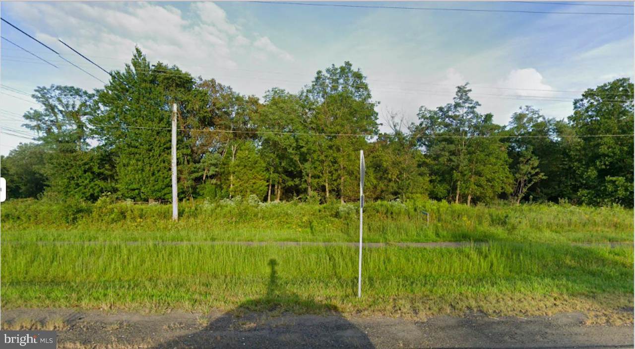 7003 Centreville Road - Photo 1
