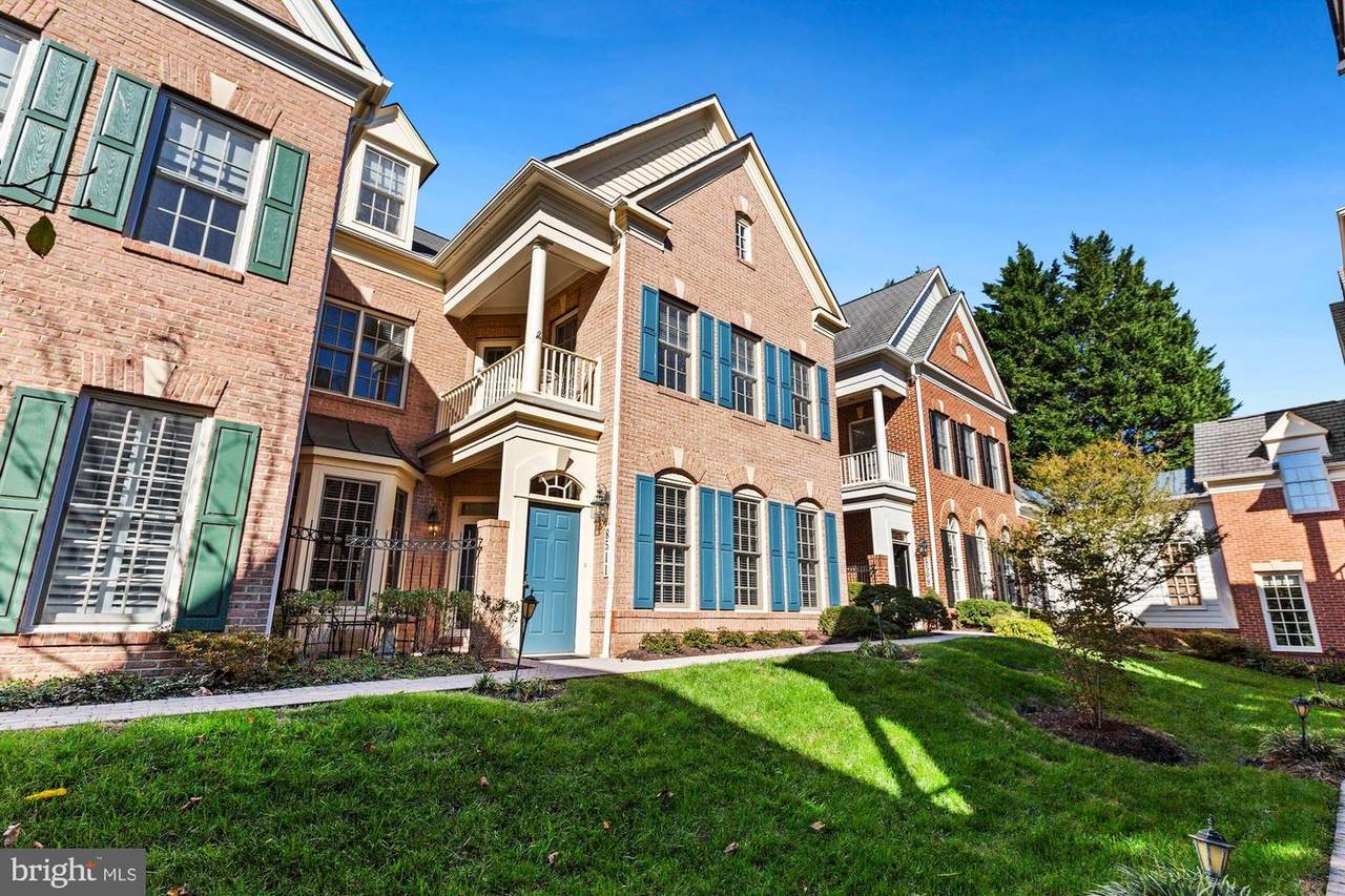 8511 Gavin Manor Court - Photo 1