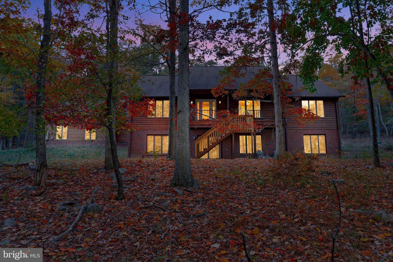 162 Pendragon Court - Photo 1