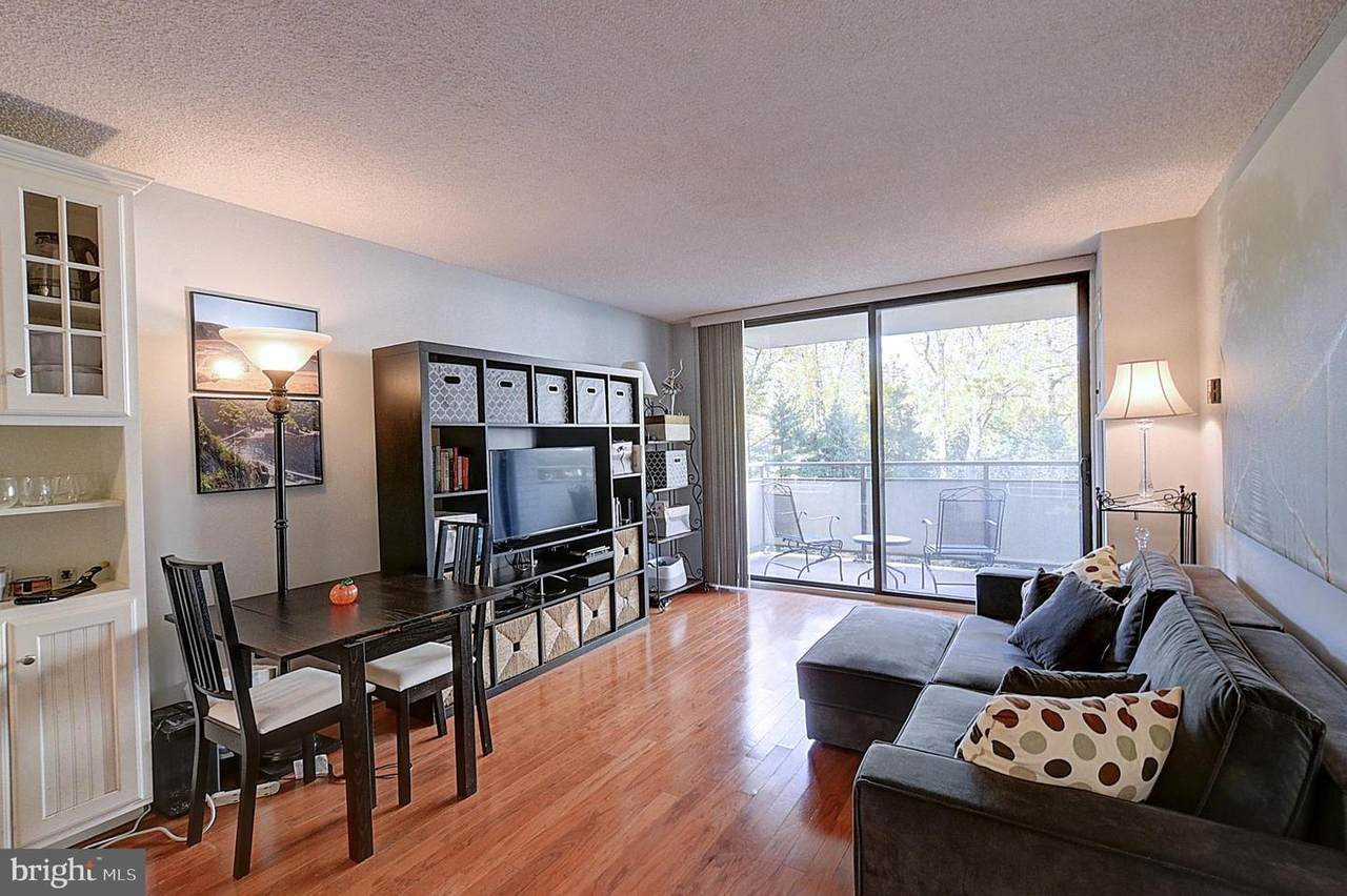 5225 Pooks Hill Road - Photo 1