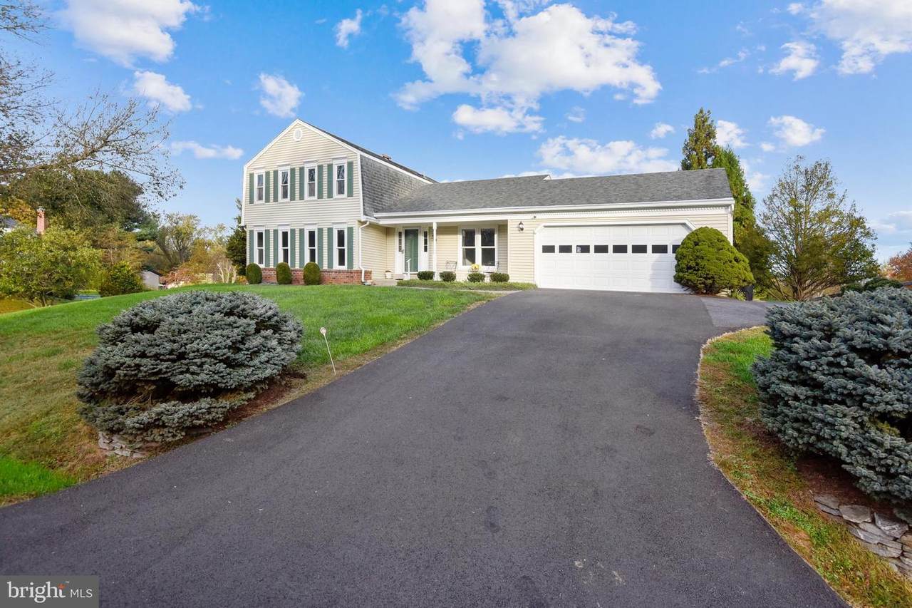12158 Queens Brigade Drive - Photo 1