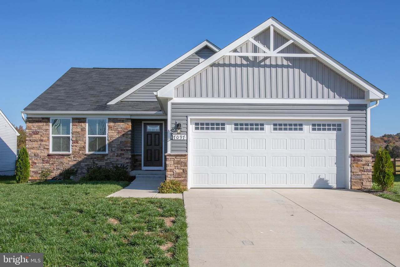 7097 Bagpipe Lane - Photo 1