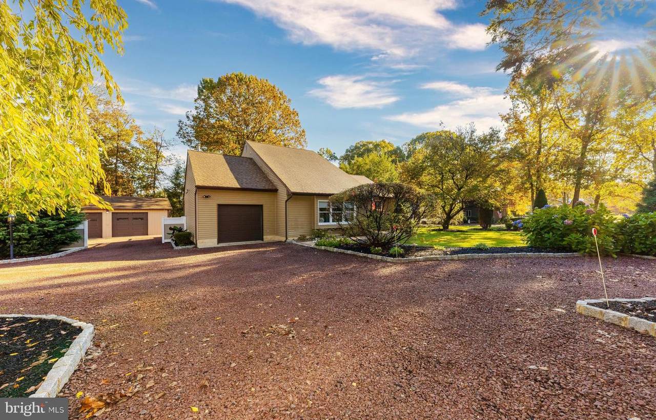 155 Mount Royal Road - Photo 1
