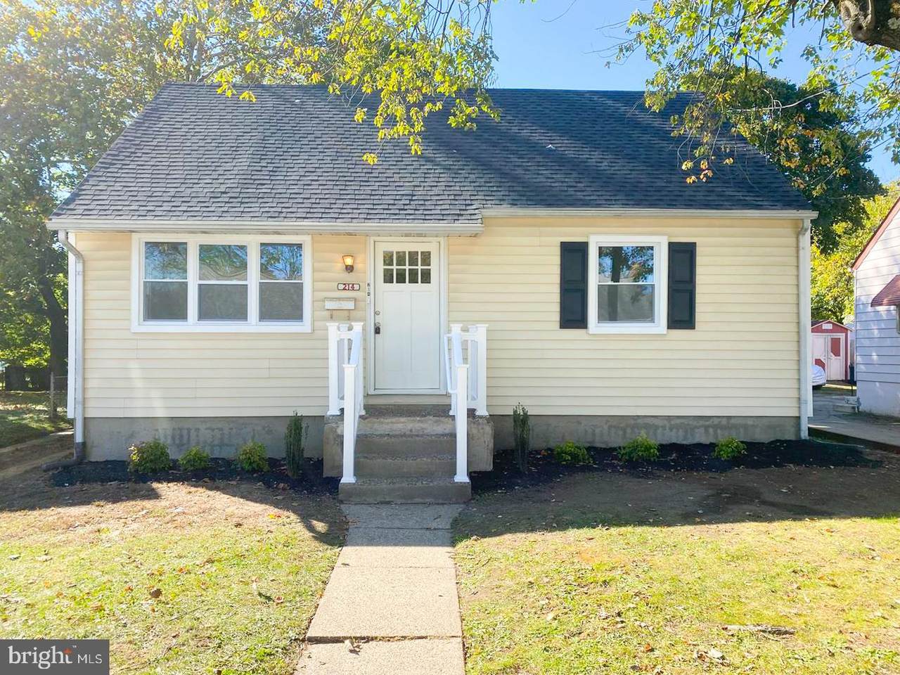 214 Hilliard T Moore Avenue - Photo 1