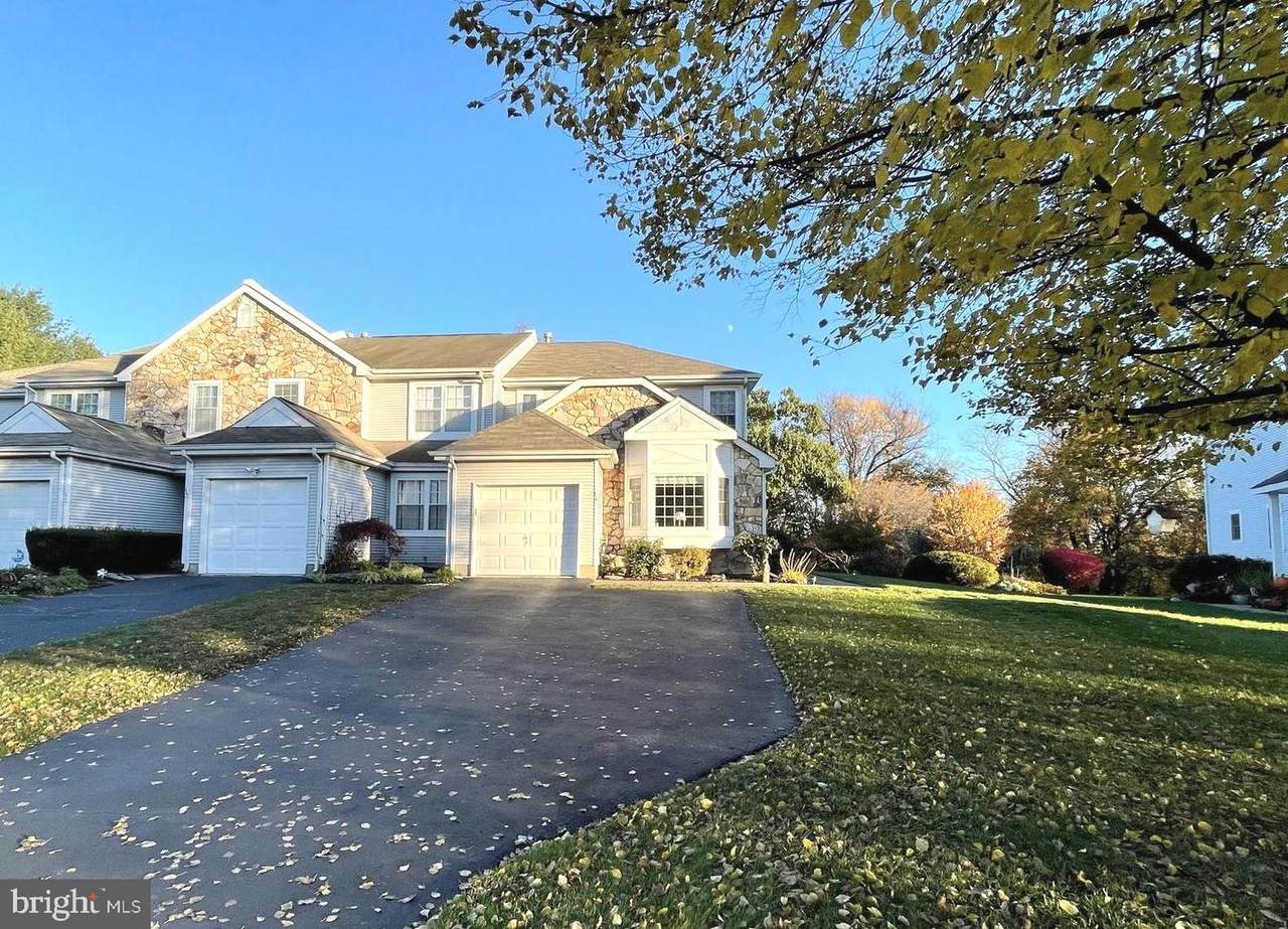 14 Yorkshire Drive - Photo 1