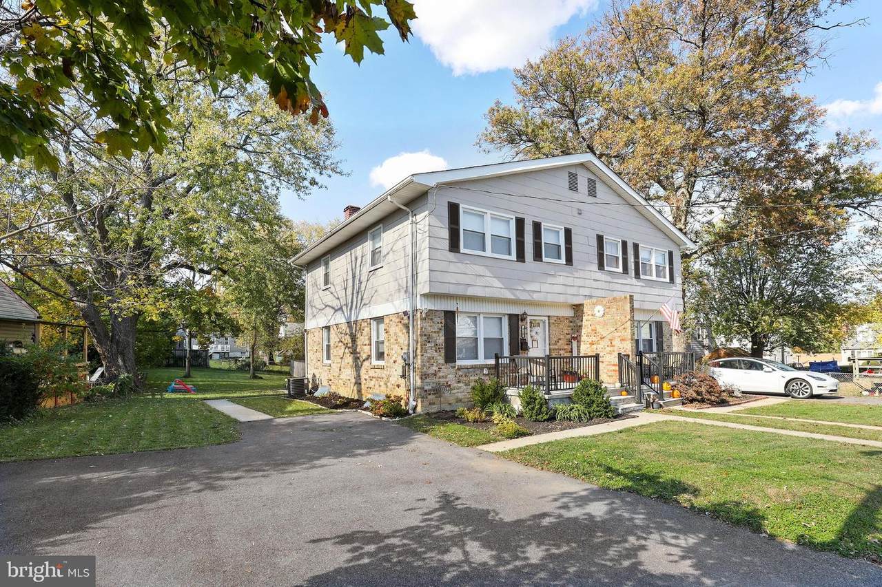 415 Ingleside Avenue - Photo 1