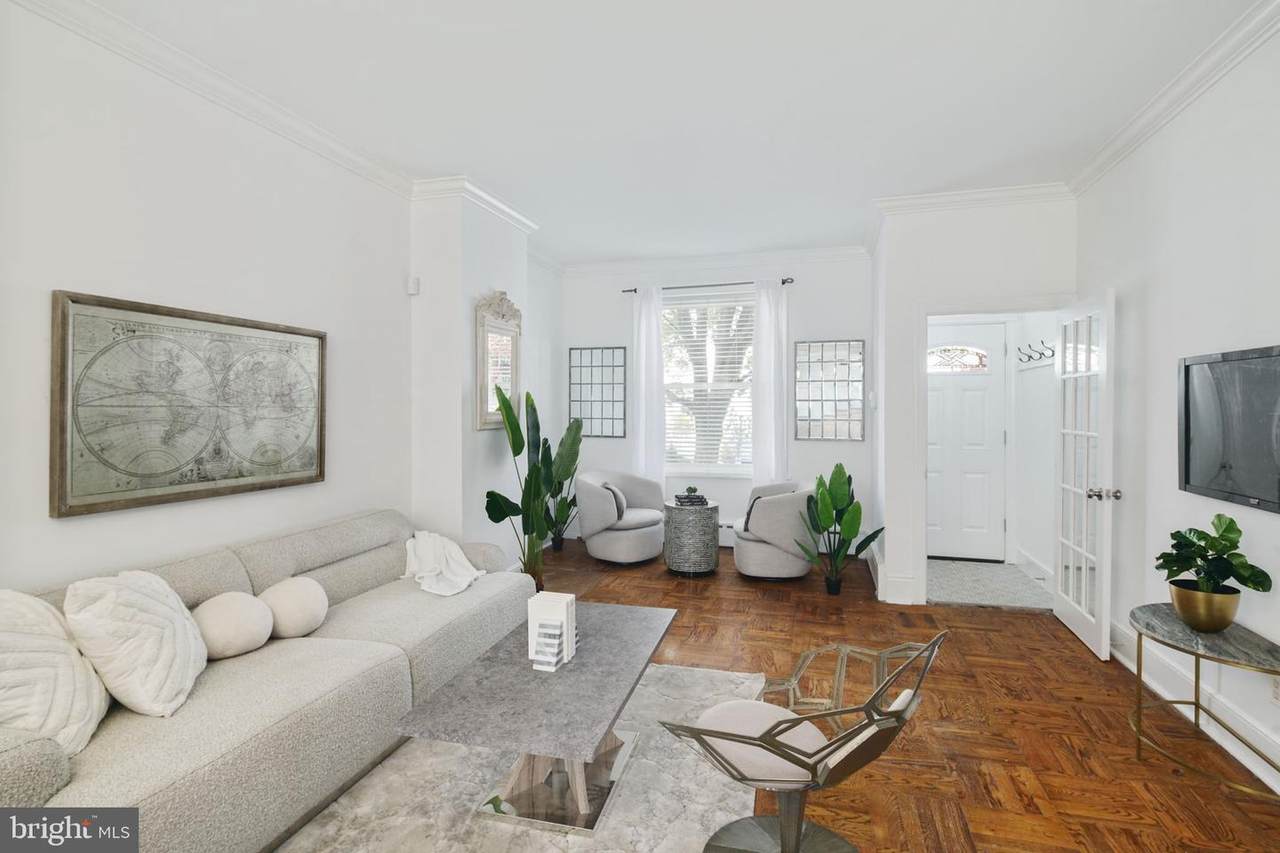 2502 Meredith Street - Photo 1