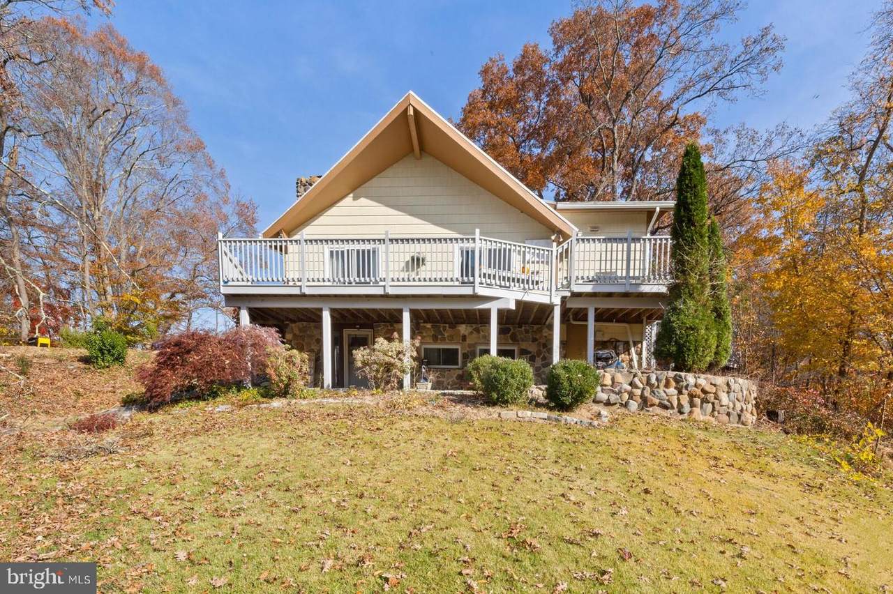 5 Hutchinson Road - Photo 1