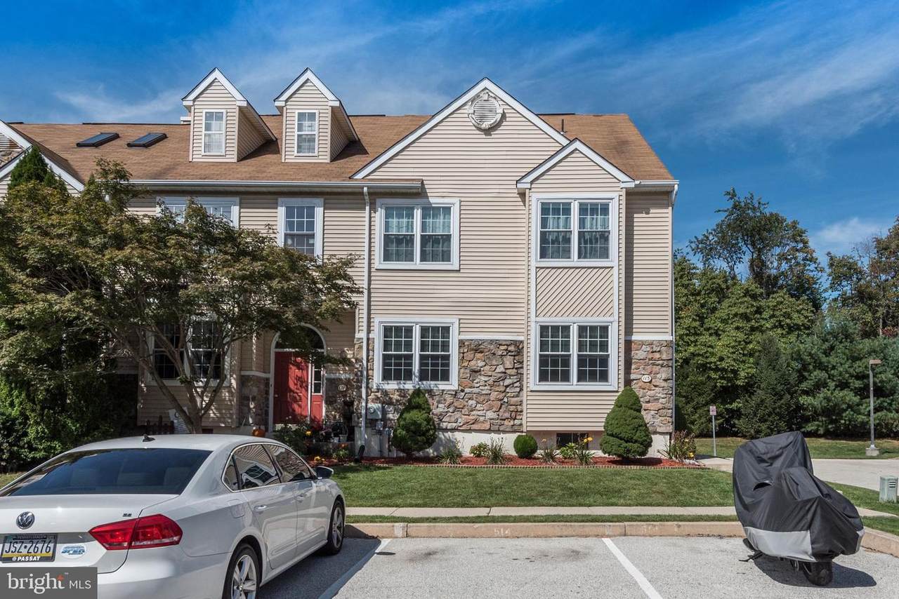 113 Poplar Court - Photo 1
