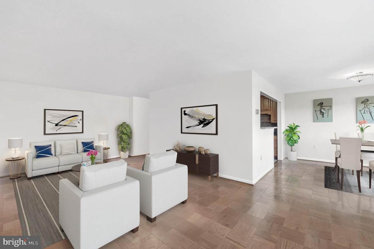 10401 Grosvenor Place - Photo 1