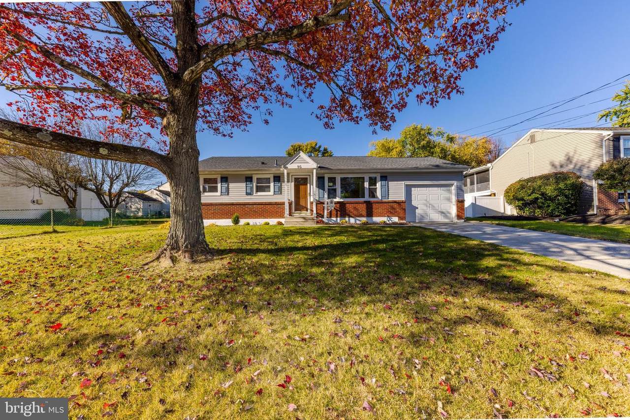 95 Knox Boulevard - Photo 1