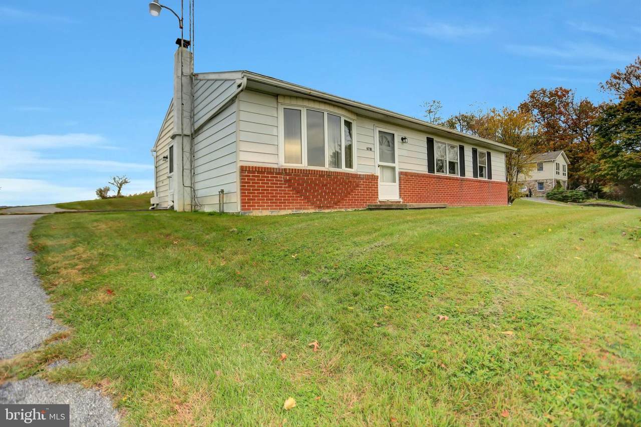 6781 Shoestring Hill Road - Photo 1