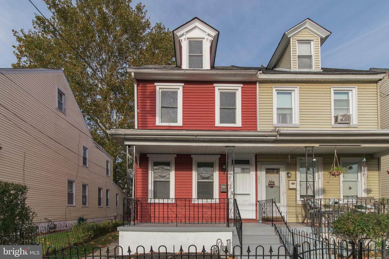 653 New Buckley Street - Photo 1
