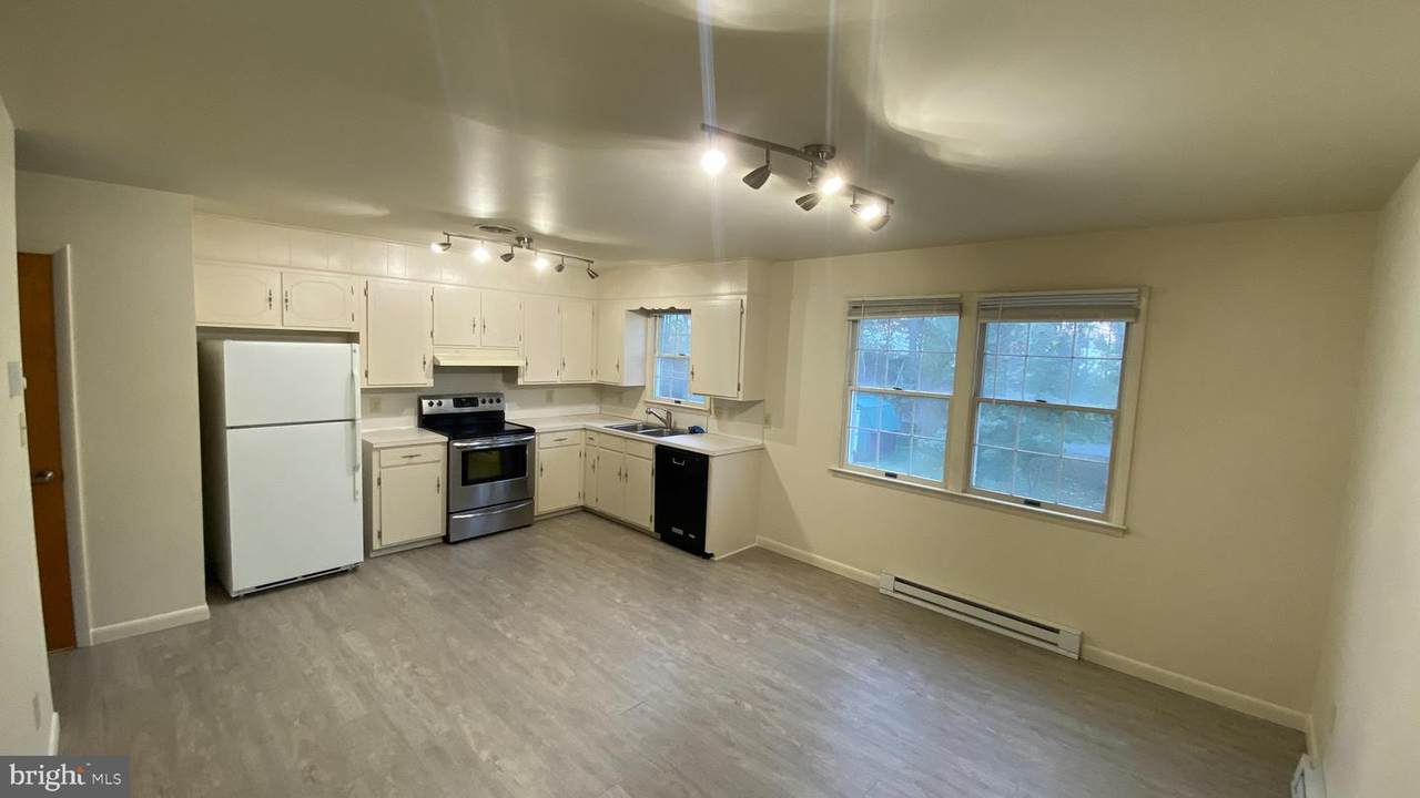 10 Nottingham Drive - Photo 1