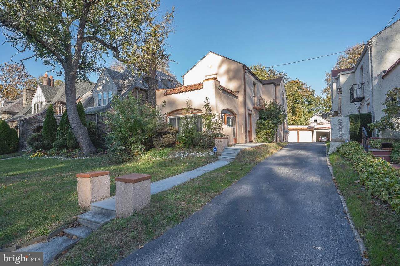 2285 51ST Street - Photo 1