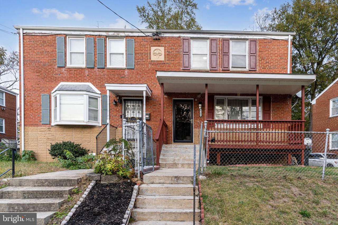 4104 25TH Avenue - Photo 1