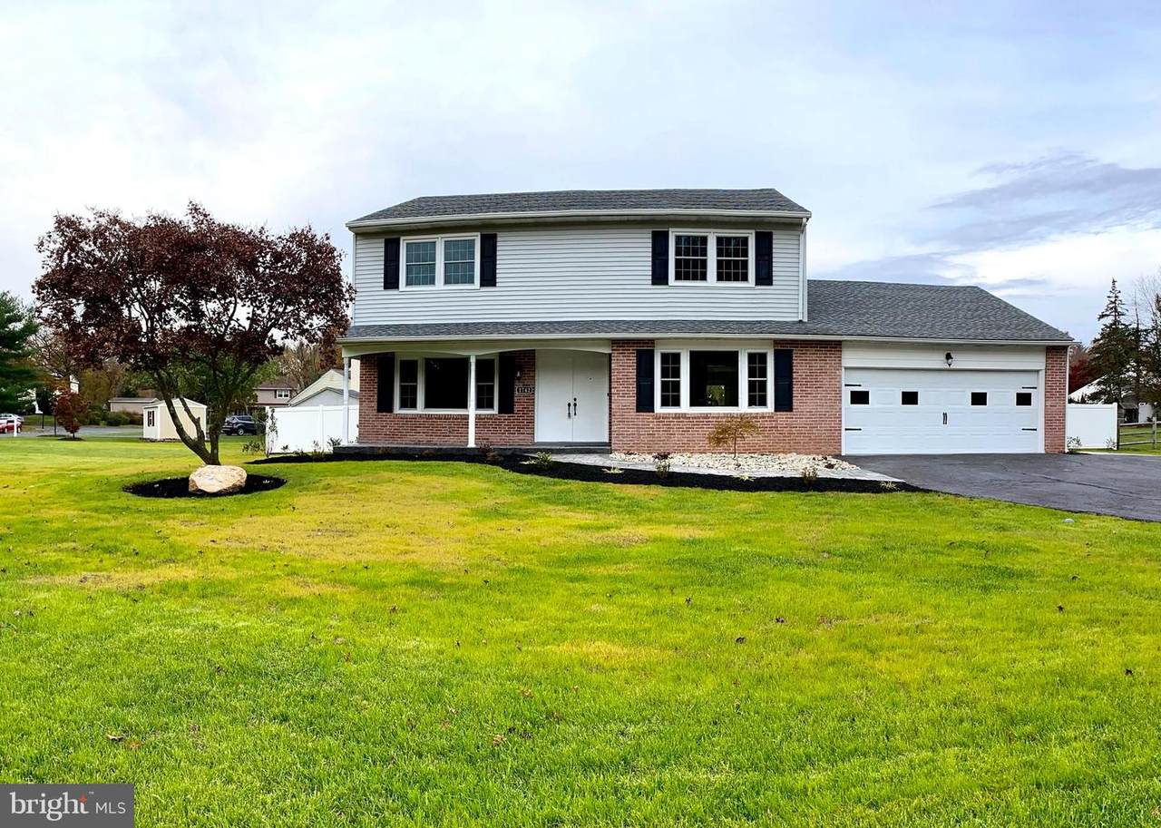 1742 Creek Road - Photo 1