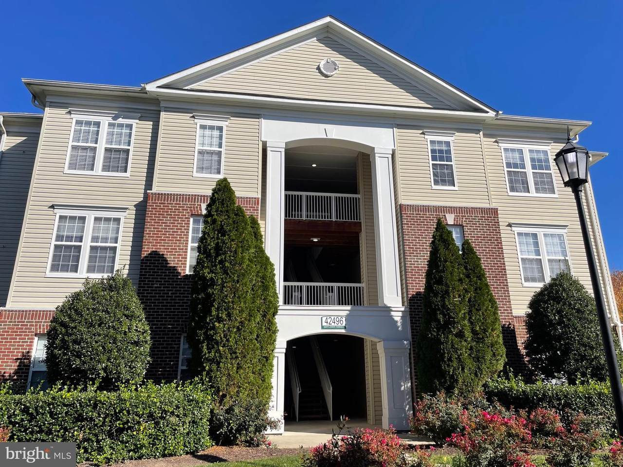 42496 Mayflower Terrace - Photo 1