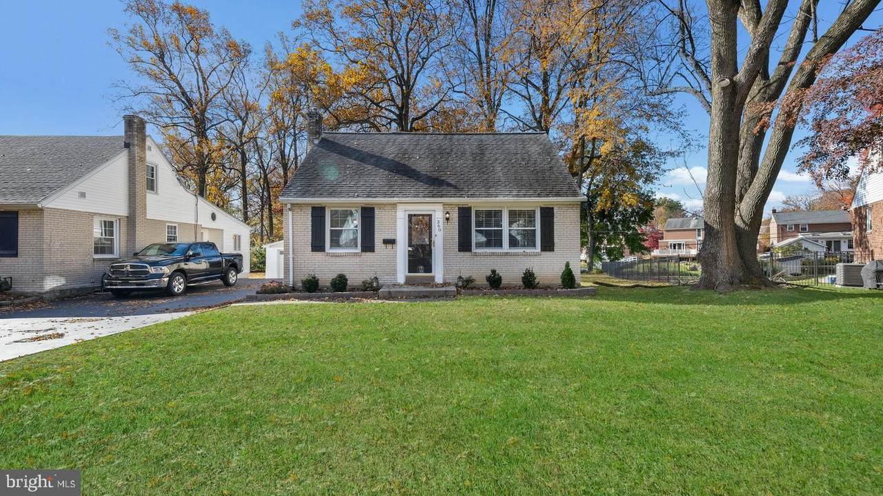 360 Lynn Road - Photo 1
