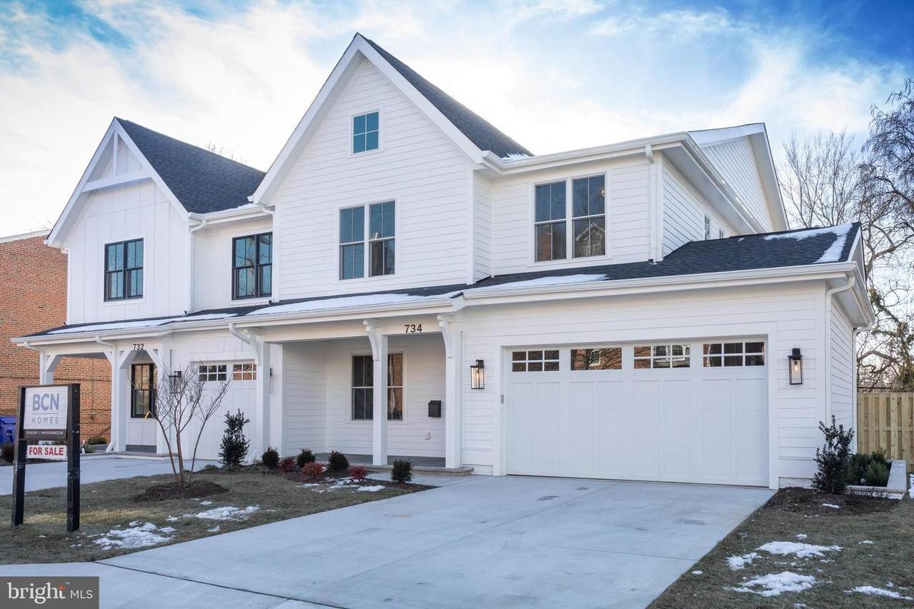 734 Wakefield Street - Photo 1