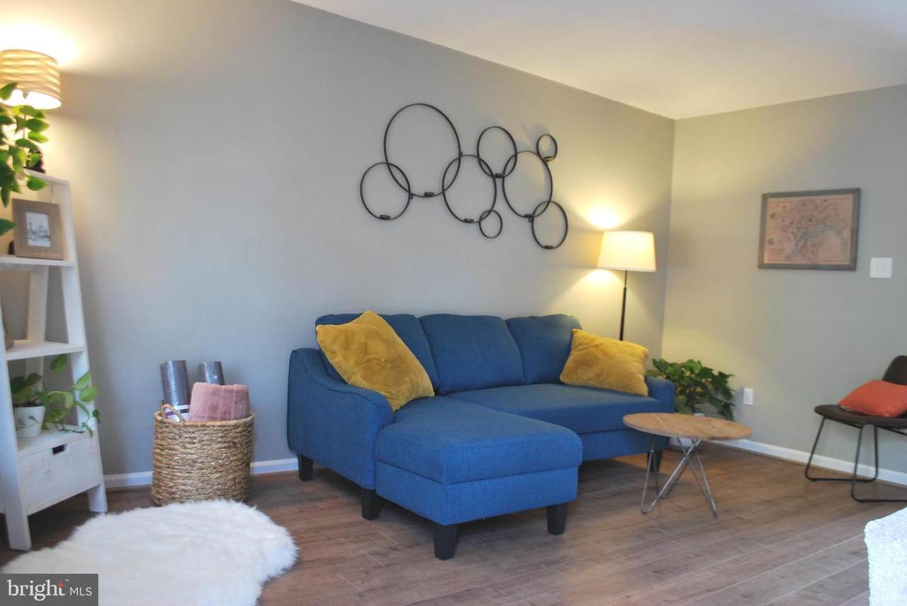 327 Harrison Street - Photo 1