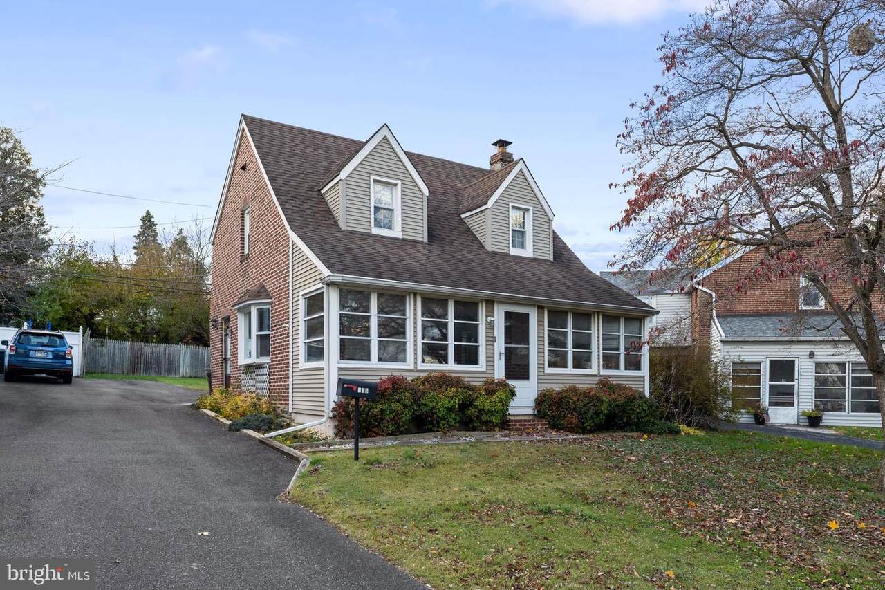 105 Haverford Road - Photo 1