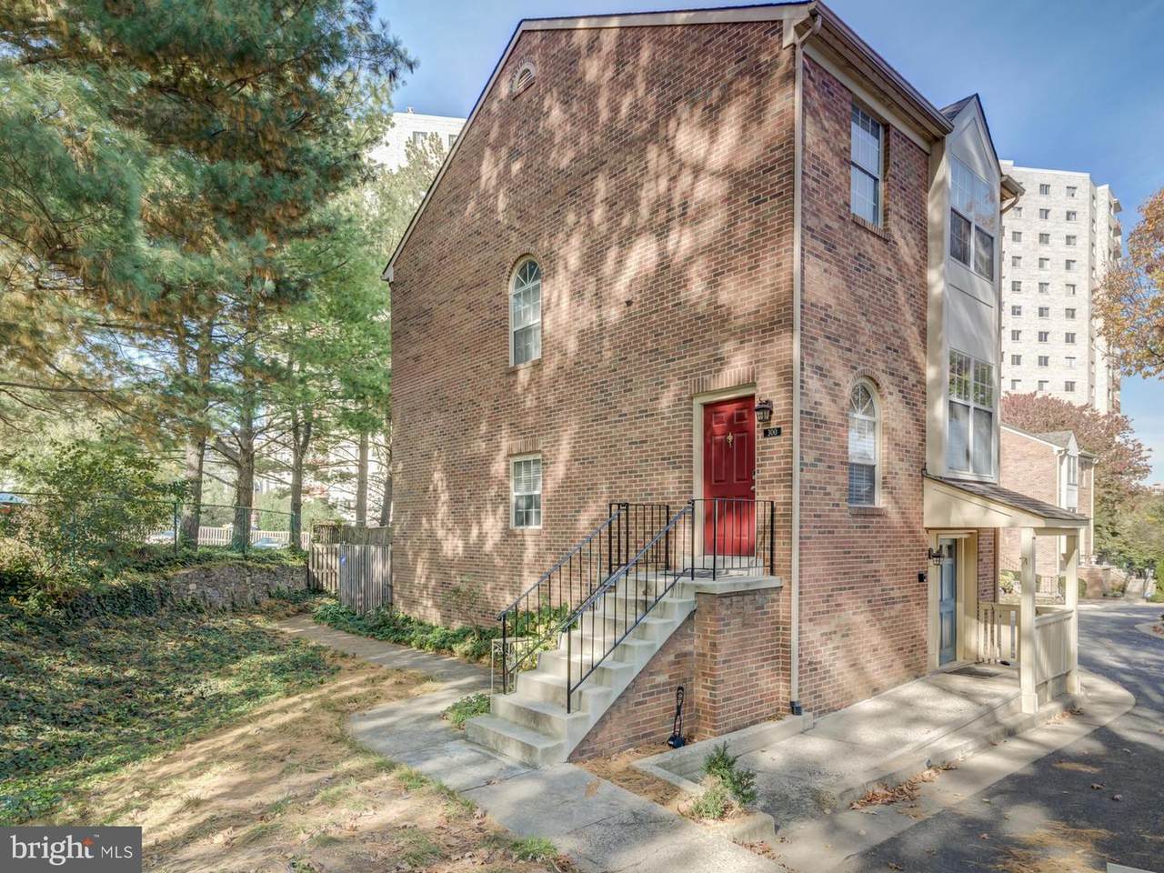 300 Cloudes Mill Way - Photo 1