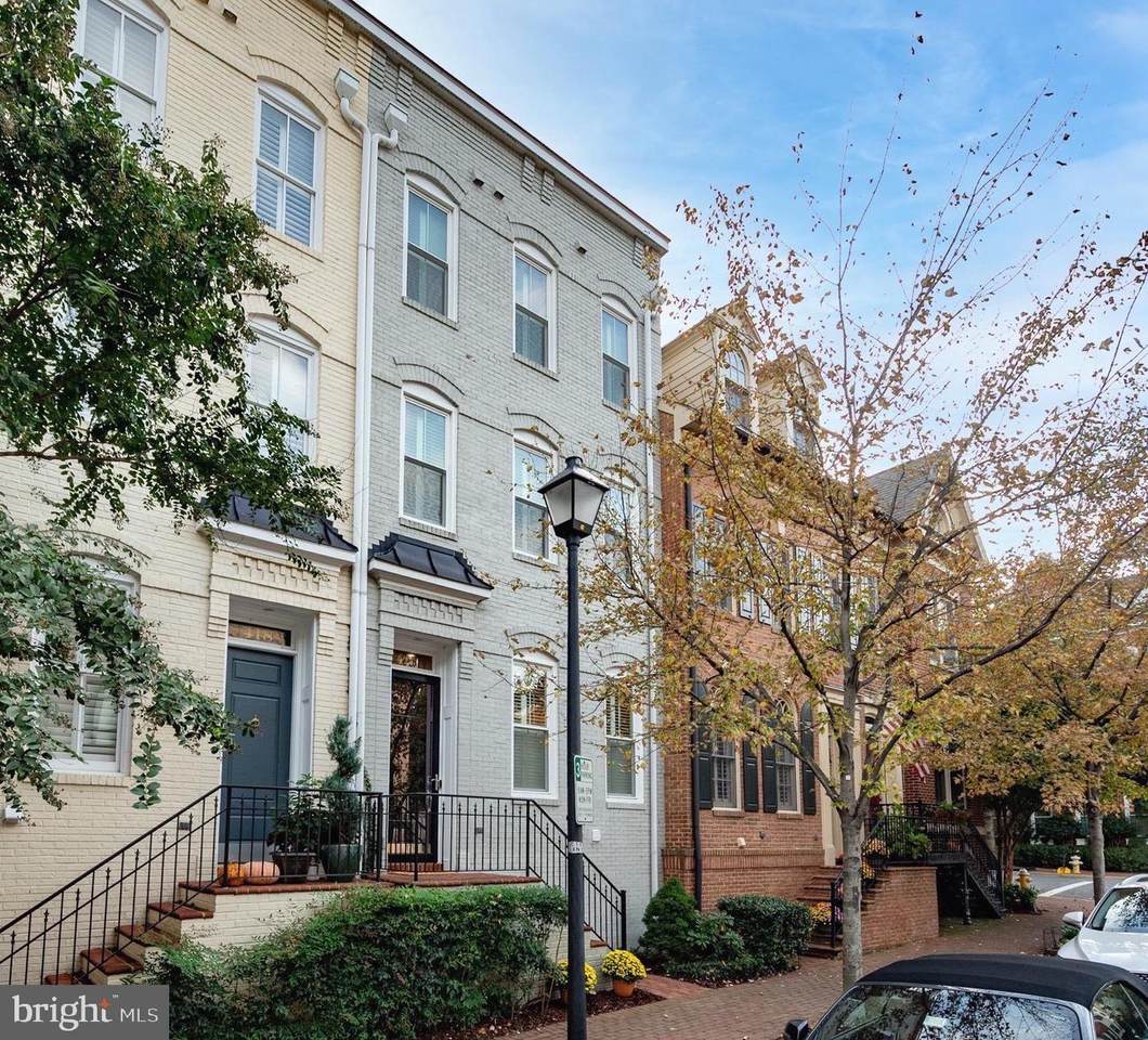420 Pendleton Street - Photo 1