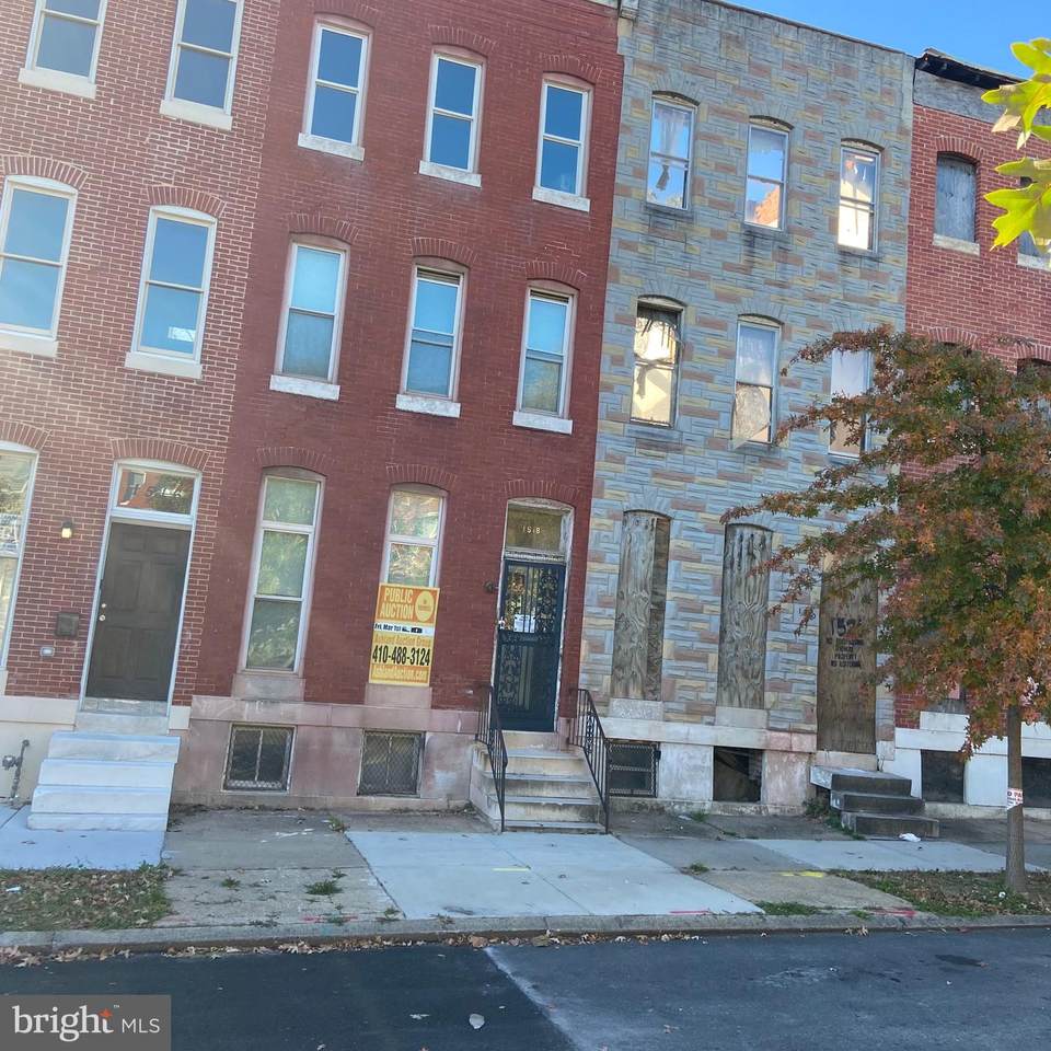 1518 Broadway - Photo 1