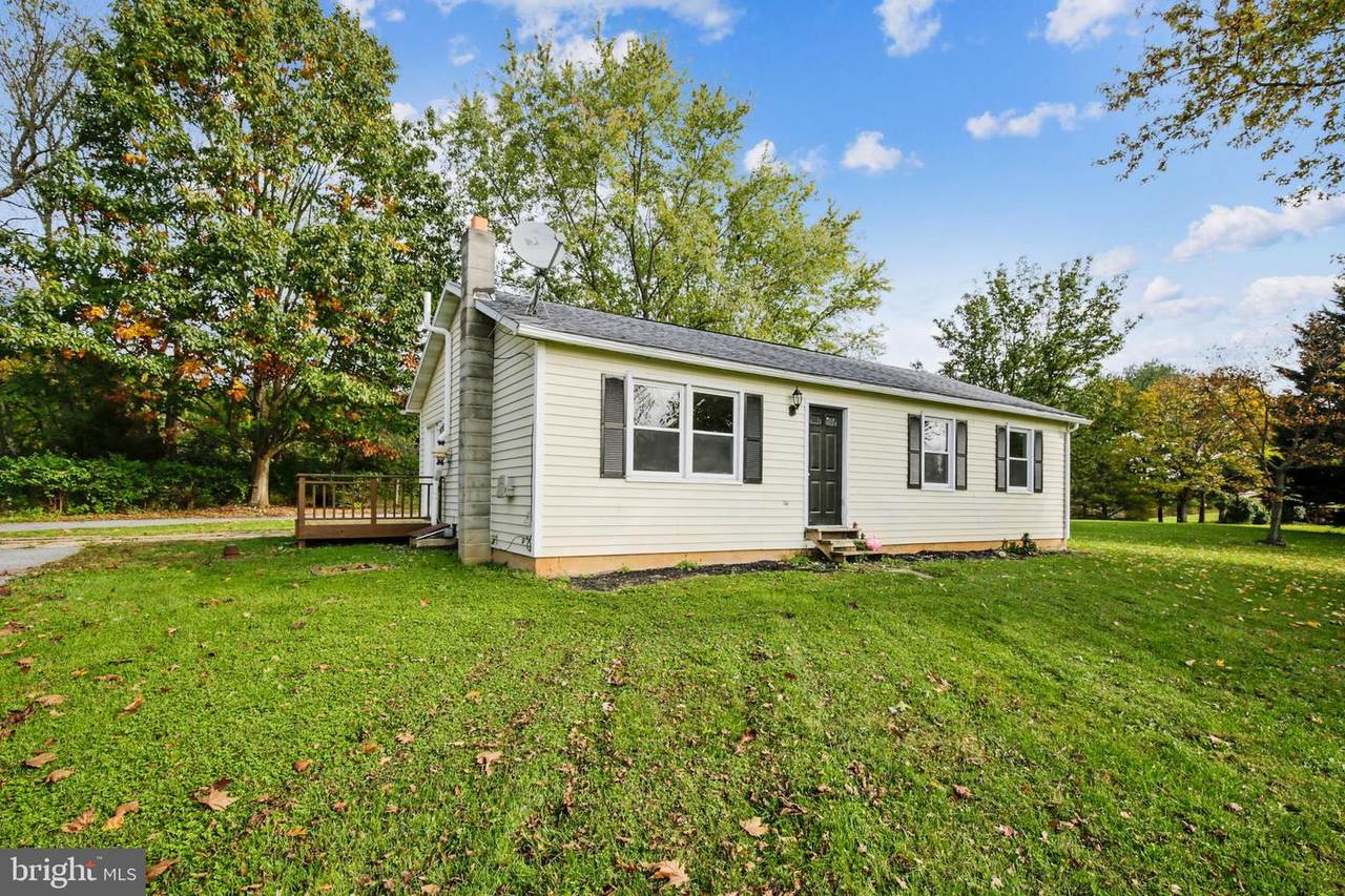 3581 Cemetery Lane - Photo 1