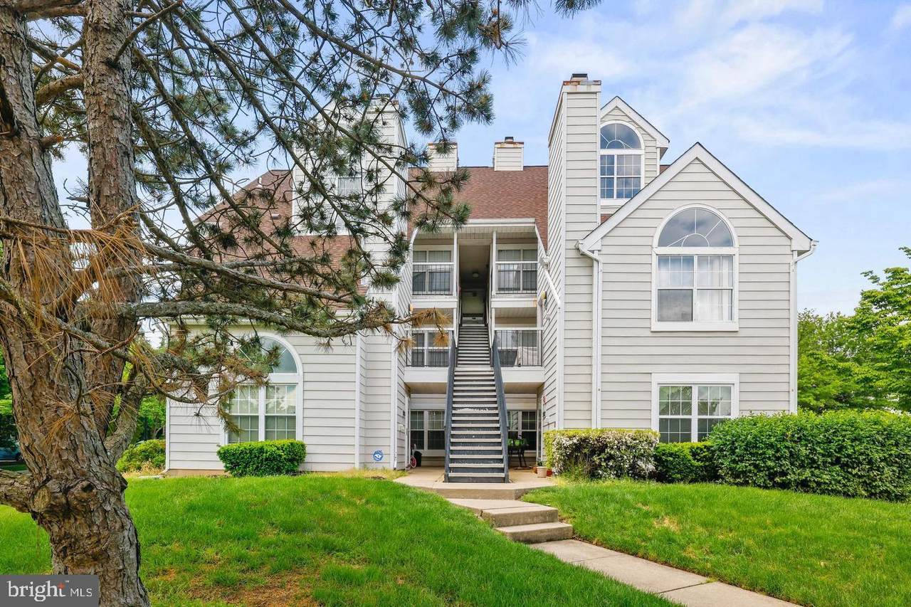 15833 Easthaven Court - Photo 1