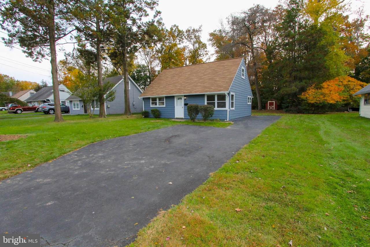 1075 Fireside Avenue - Photo 1